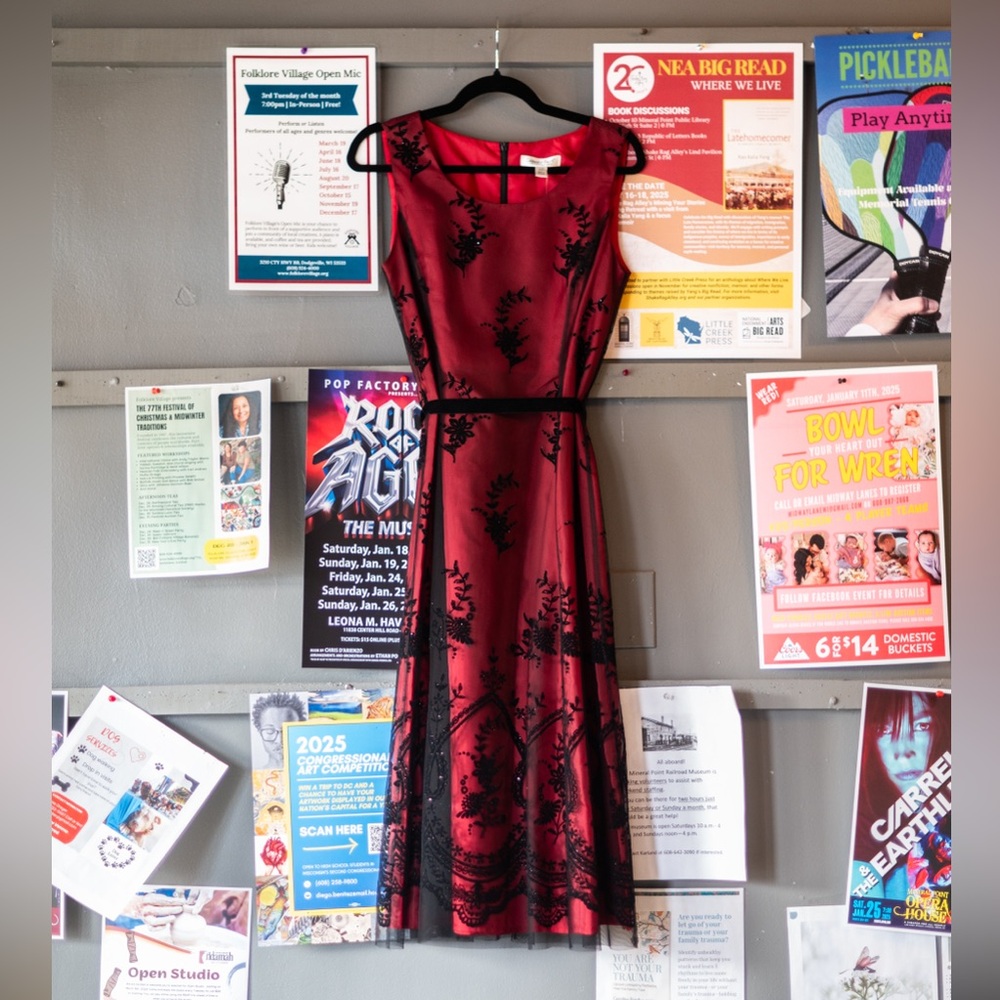 Sparkly red dress with bow